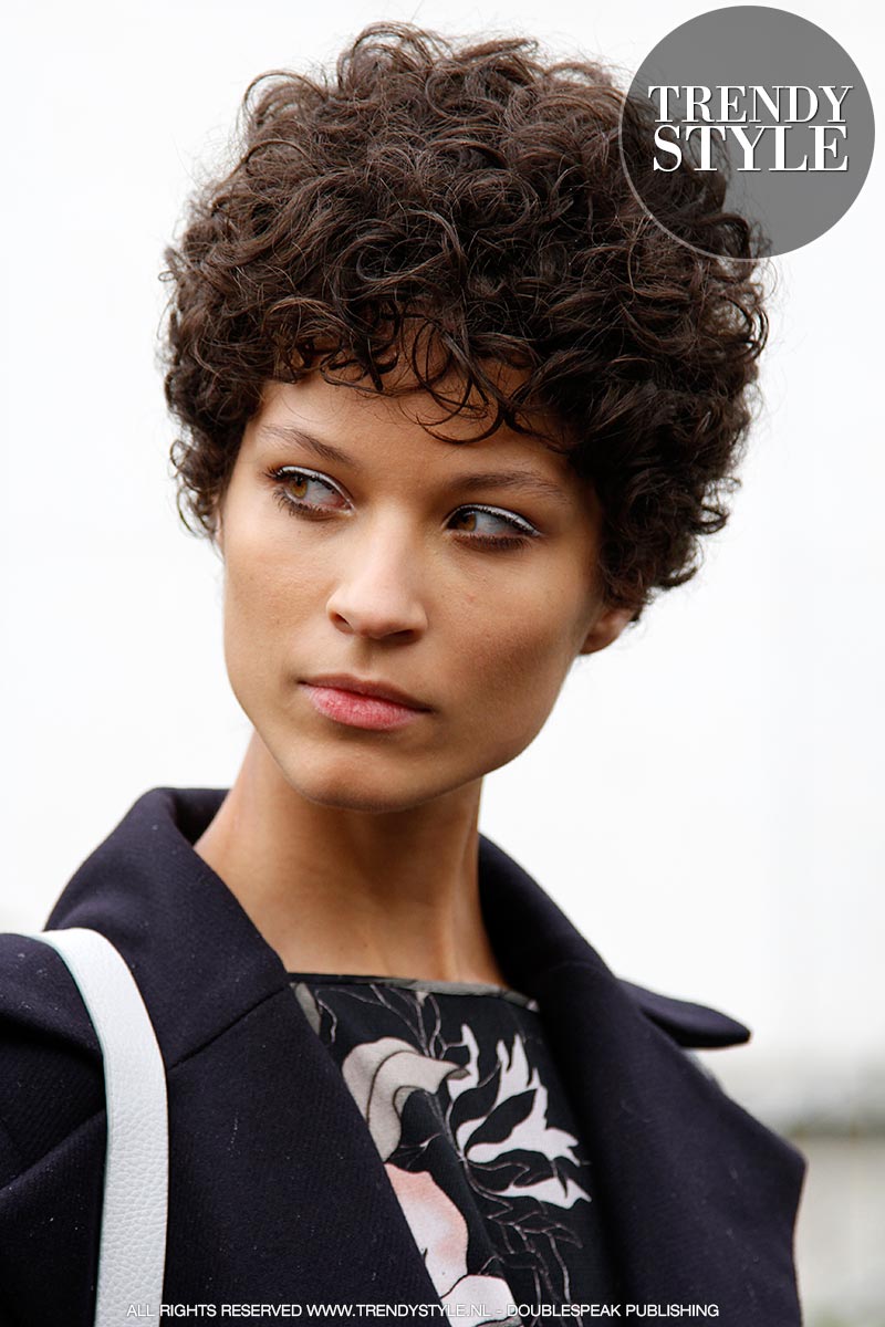 kapsels voor krullend haar